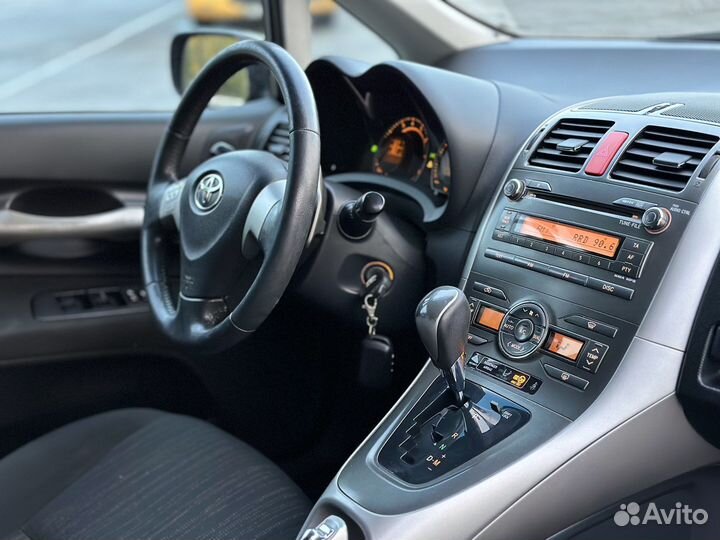 Toyota Auris 1.6 AMT, 2008, 142 000 км