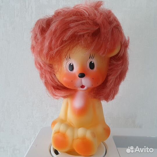 Игрушка львёнок