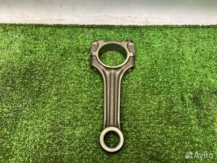 Шатун Mercedes-Benz M102 M103 M104