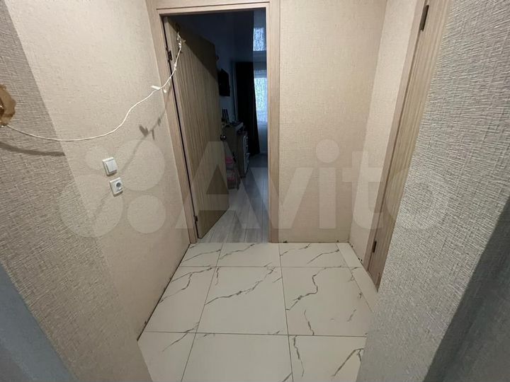 2-к. квартира, 65 м², 3/18 эт.