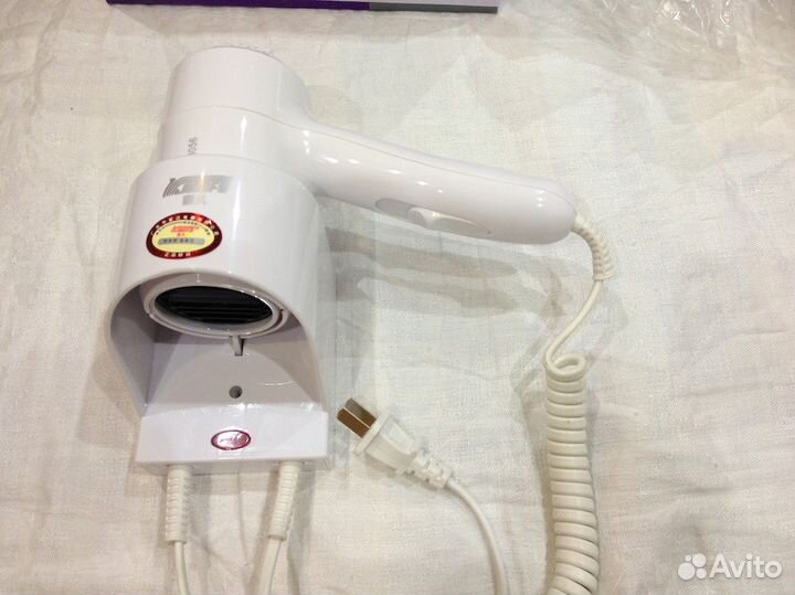 Фен настенный 2 скорости авто-выключение