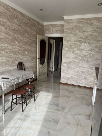 2-к. квартира, 65 м², 8/10 эт.