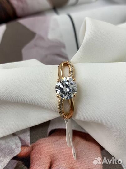 Кольцо из золота медицинского