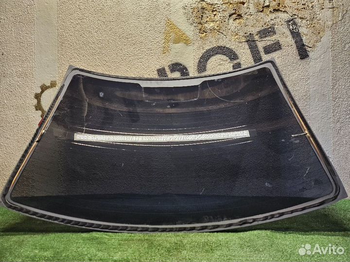 Стекло заднее на Ford Focus 2 седан