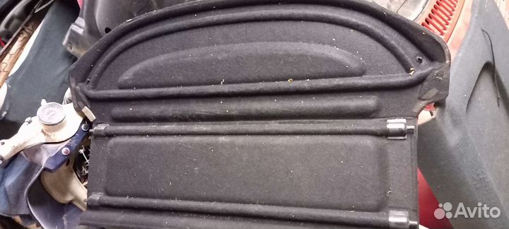 Полка багажника Mitsubishi Carisma