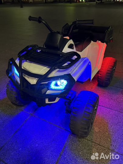 Детский электромобиль квадроцикл бу