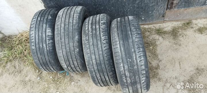 Nokian Tyres Hakka Black 205 R15