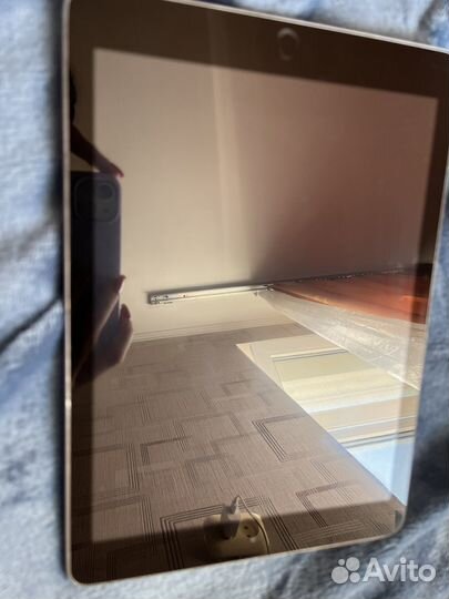 Apple iPad 6 32gb Wi-fi