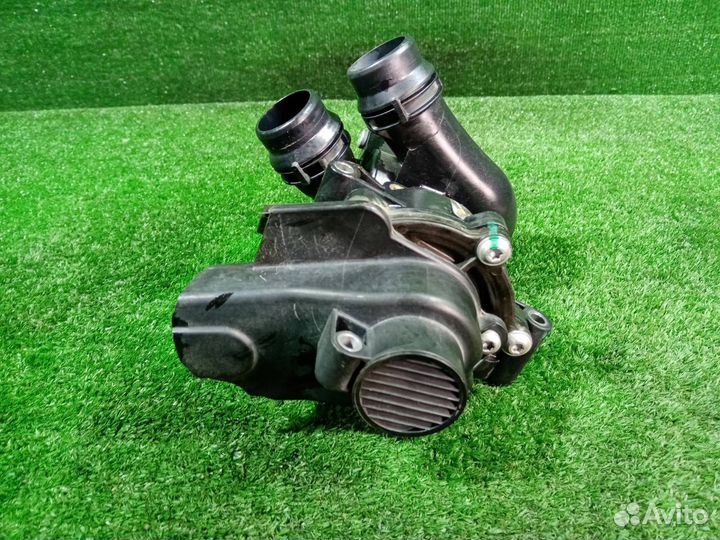 Помпа Audi A5 8T cdnc (2.0T) 2010