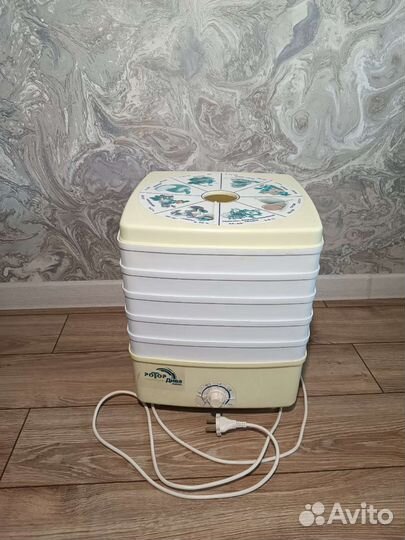 Сушилка для овощей и фруктов ротор-дива люкс