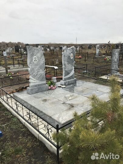 Памятники, Оградки, Столы и лавки, Тротуарная плит