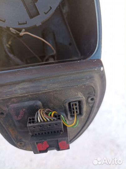 Зеркало левое W203