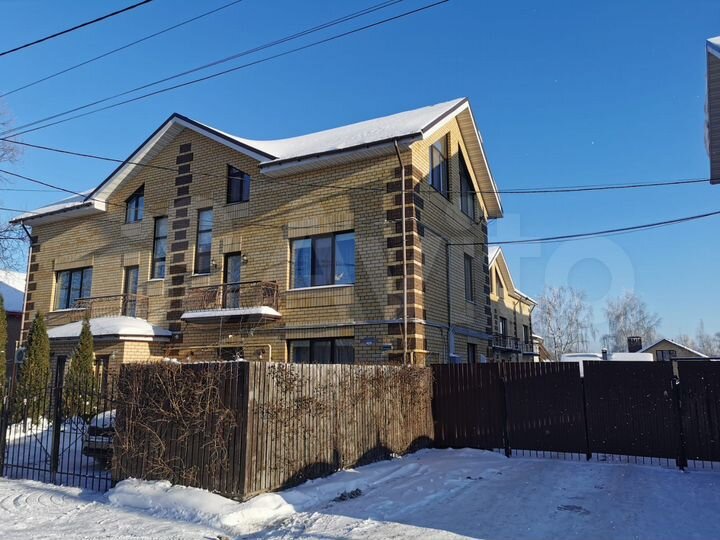 4-к. квартира, 149,6 м², 2/3 эт.