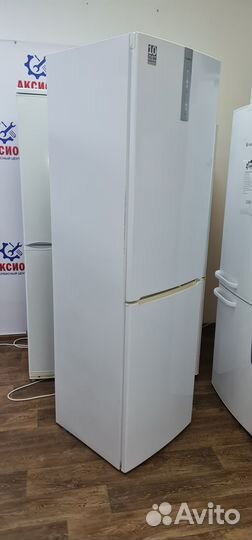 Холодильник Bosch KGN39VW14