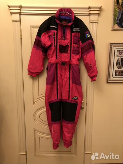 Горнолыжный комбинезон
