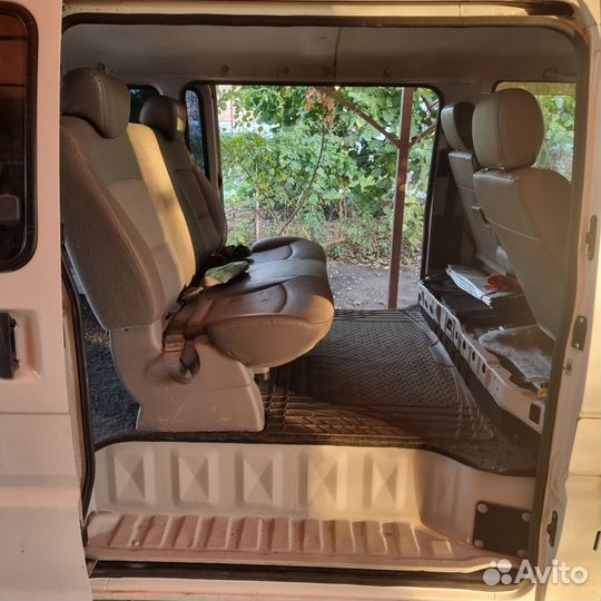 Малогабаритные грузоперевозки, микроавтобус