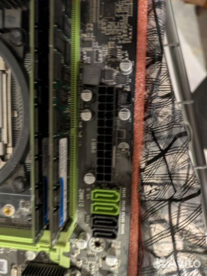 Материнская плата с процессором