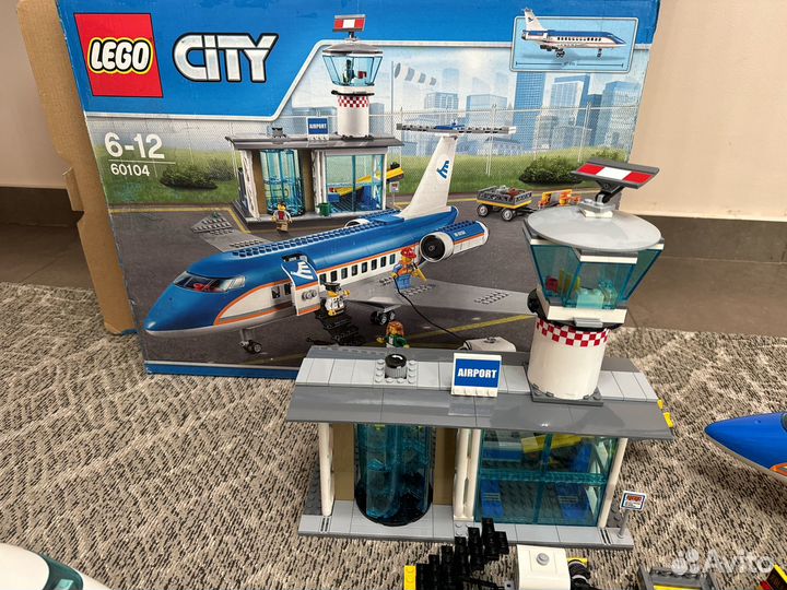 Lego City 60104 и Lego 60022