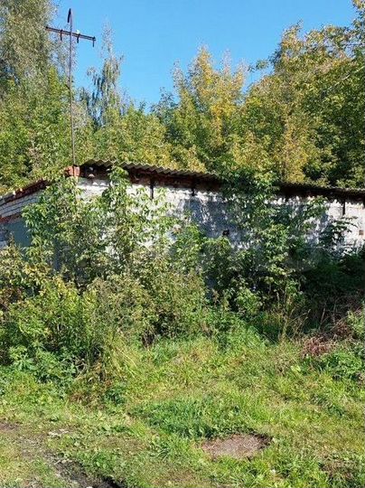 Гараж, > 30 м²