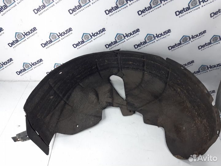 Подкрылок задний левый Skoda Octavia A5 FL 1.6 BSE