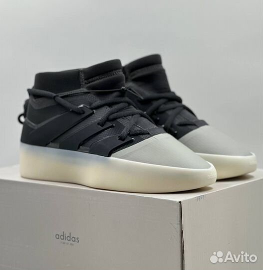 Мужские кроссовки Adidas Fear of God Athletics