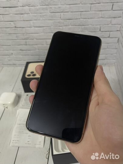 iPhone 11 Pro Max, 64 ГБ