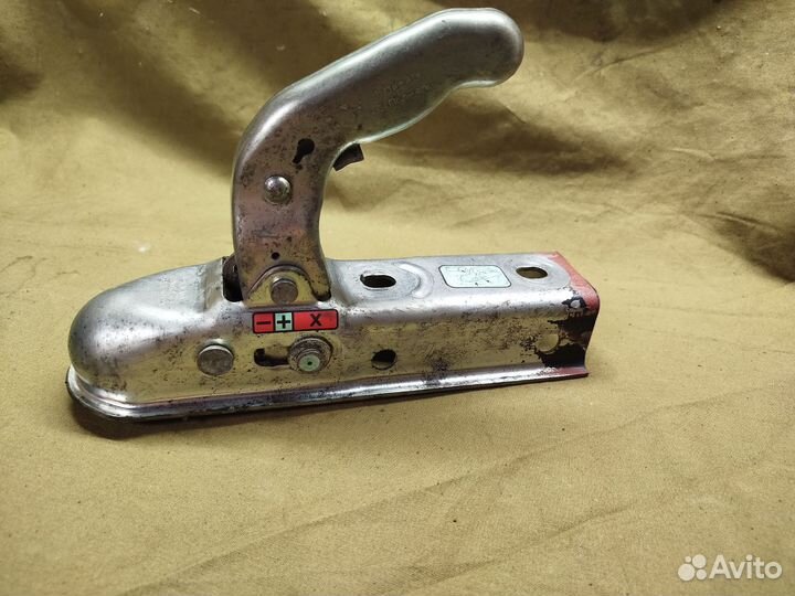 Прицепное устройство