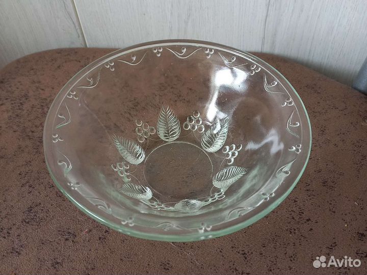 Конфетница салатница вазочка стекло СССР