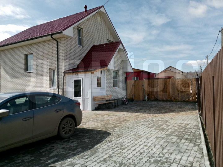 Коттедж 157 м² на участке 6,4 сот.