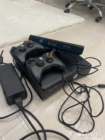 Xbox 360+кинетик и 25 игр