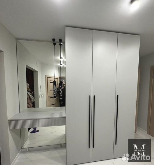 Шкаф распашной в стиле IKEA