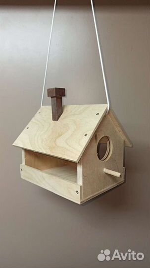 Кормушка для птиц