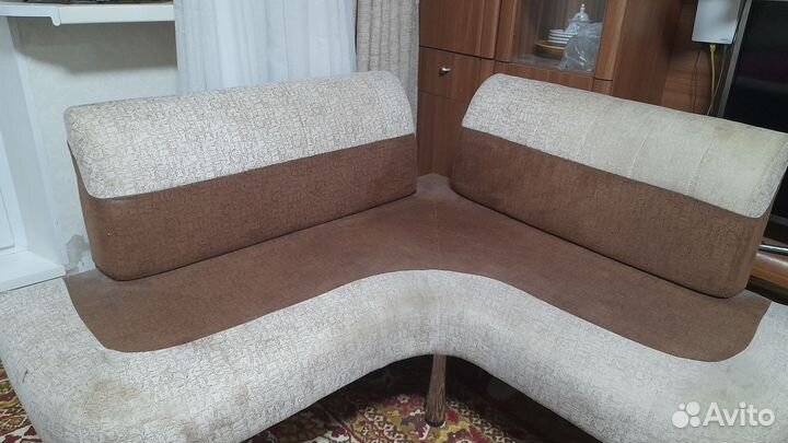 Угловой диван