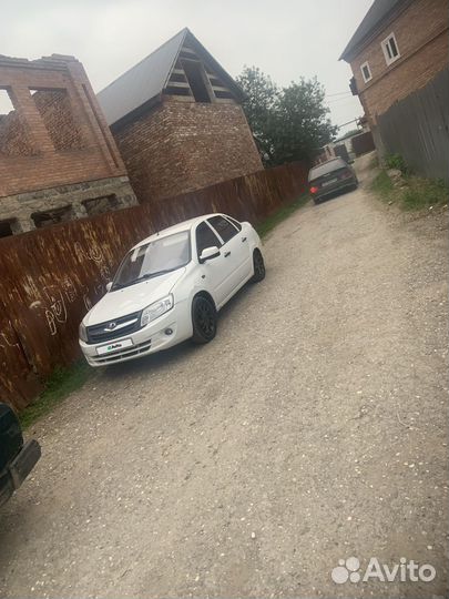LADA Granta 1.6 МТ, 2012, 220 000 км