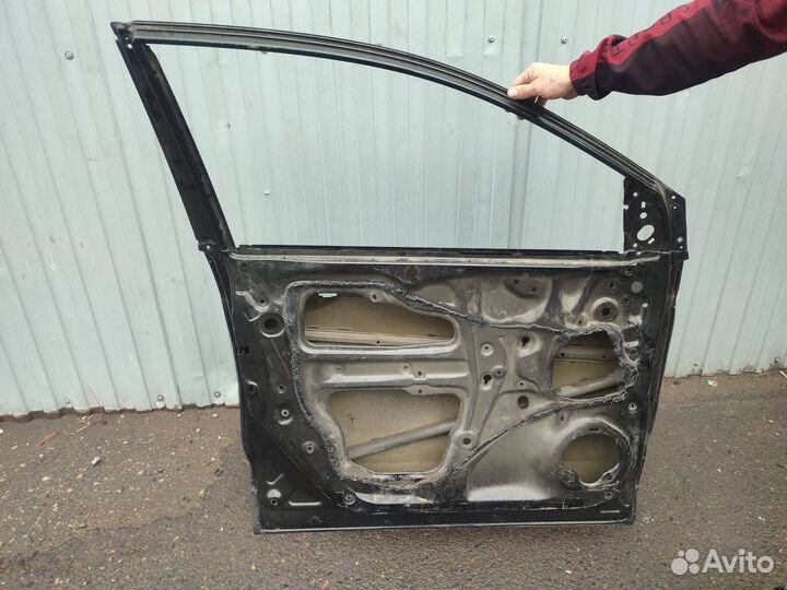 Дверь передняя левая Honda CR-V RM4