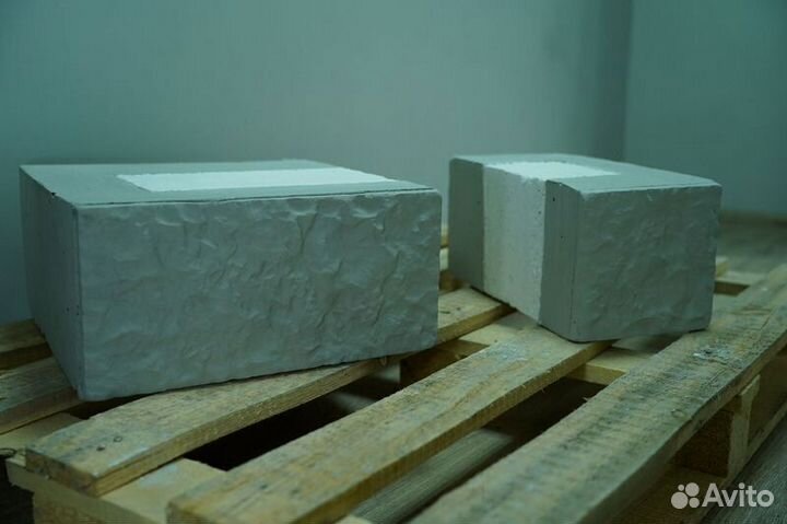 Блок трехслойный