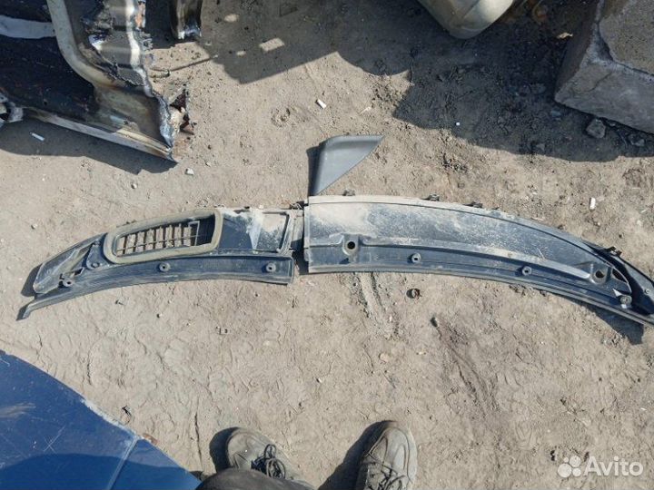 Решетка под лобовое стекло LADA Priora