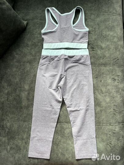 Костюм спортивный