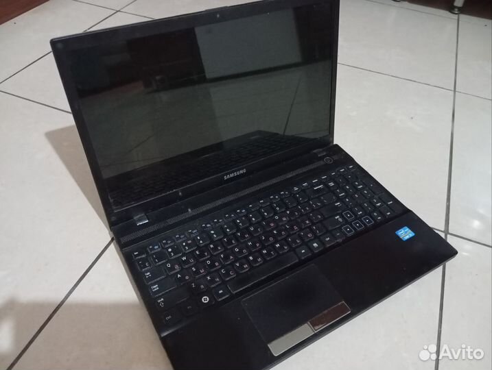 Ноутбук samsung np300v5a