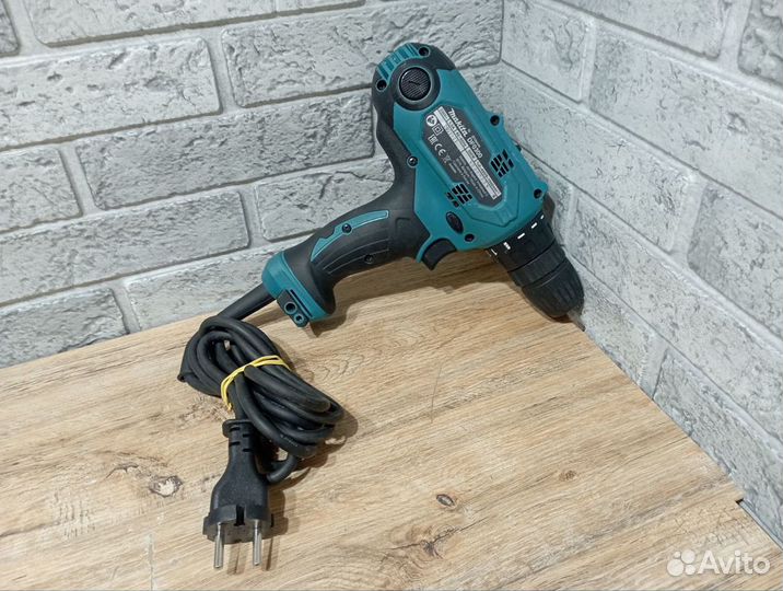 Дрель - Шуруповерт Makita DF-0300