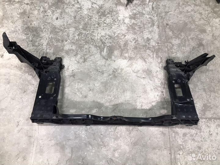 Передняя панель (телевизор) Hyundai Tucson 3(3780)