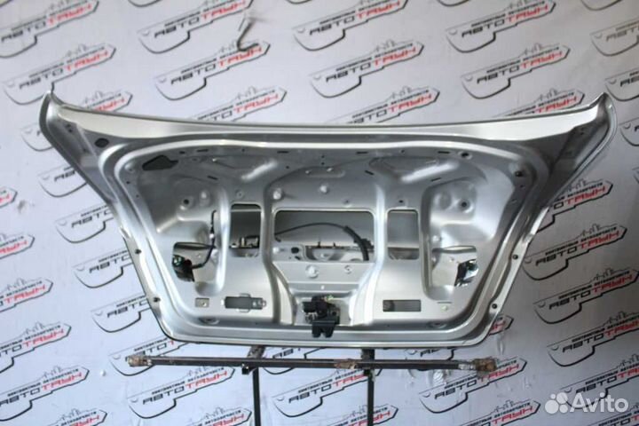 Крышка багажника nissan infiniti fuga M25 M37 M56