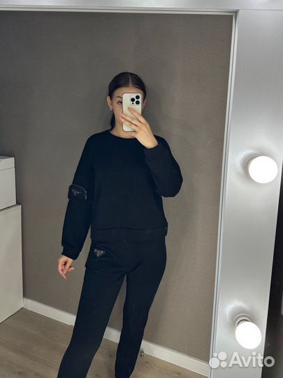 Костюм спортивный женский