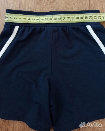 Шорты новые декатлон 2-3 года