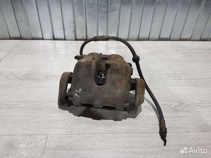 Суппорт передний левый Mercedes-Benz M-class W164