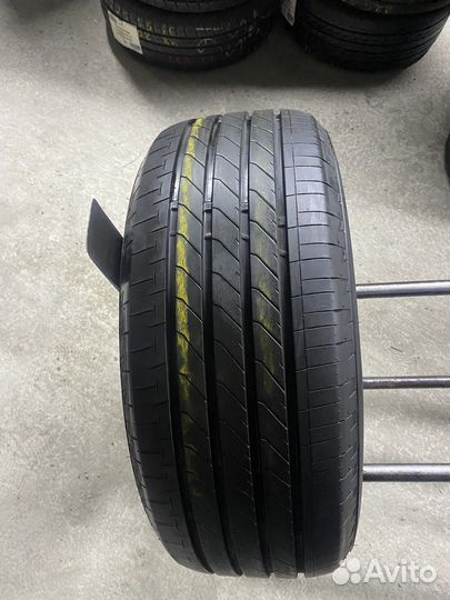 Bridgestone Turanza T005A 225/55 R16