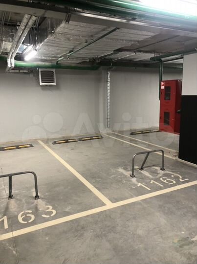 Машиноместо