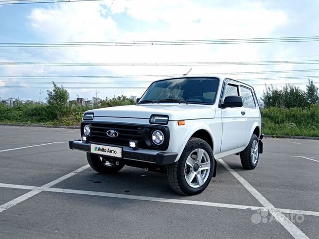 Купить авто 🚗 до 1 млн рублей в Москве и Московской области: 40 543  объявления | Продажа новых и б/у автомобилей | Авито