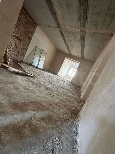 3-к. квартира, 120 м², 2/6 эт.