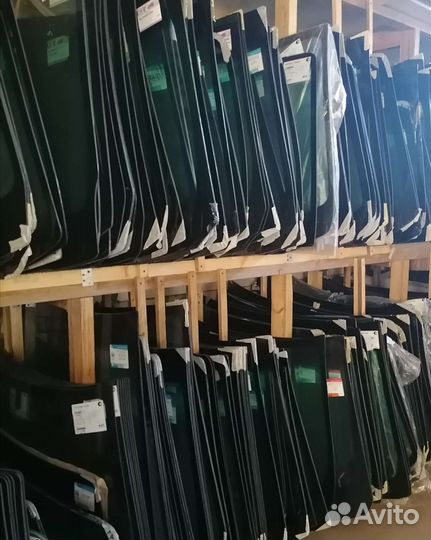 Лобовое автостекло с установкой